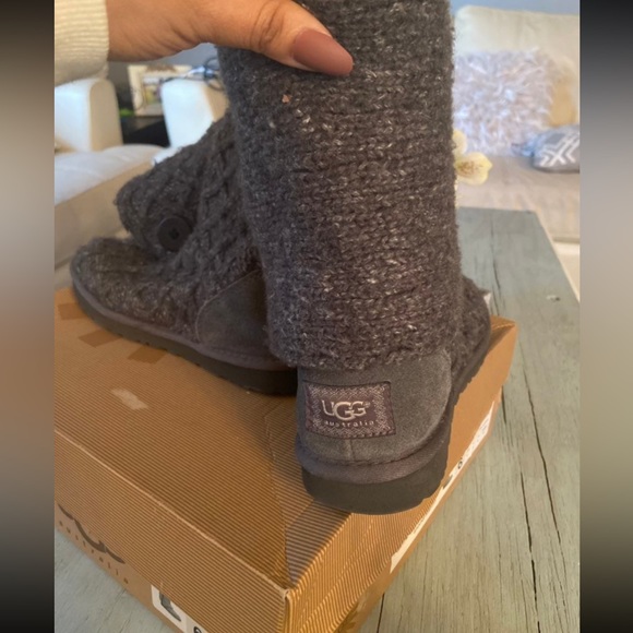 Ugg Australia Classic Cardy boots size 6 - Picture 4 of 5